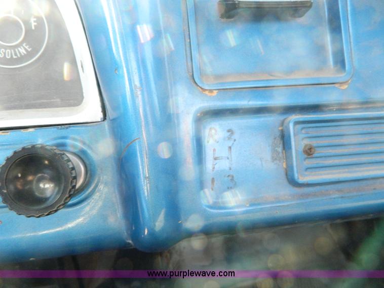 image for item H2465 1963 Chevrolet pickup truck