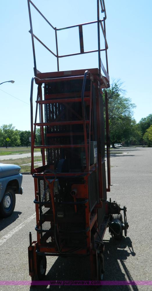image for item H2466 Economy LD6F Series 200 man lift