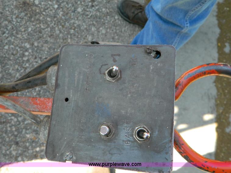 image for item H2466 Economy LD6F Series 200 man lift