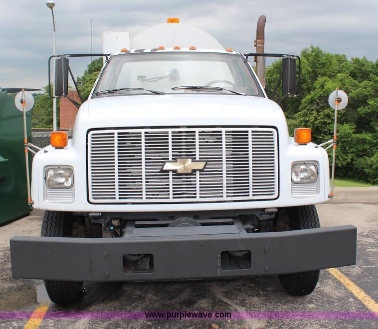 image for item H2582 1992 Chevrolet Kodiak sewer rod truck