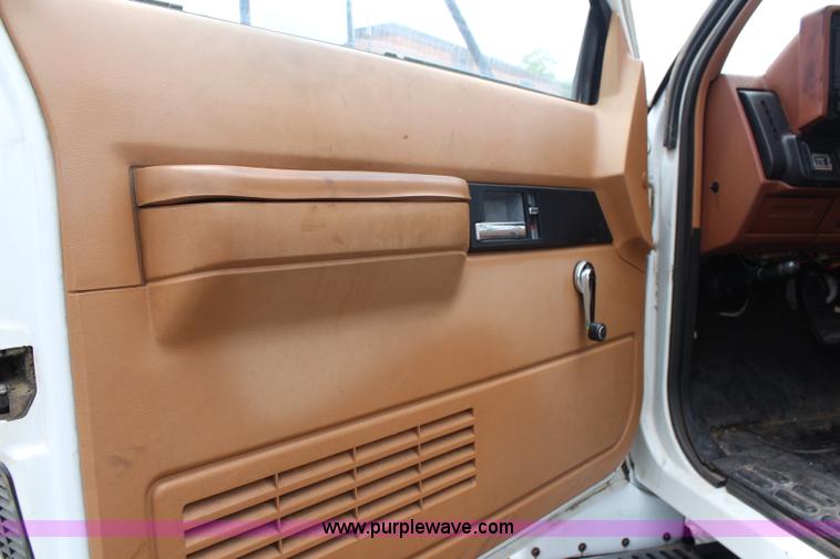 image for item H2582 1992 Chevrolet Kodiak sewer rod truck