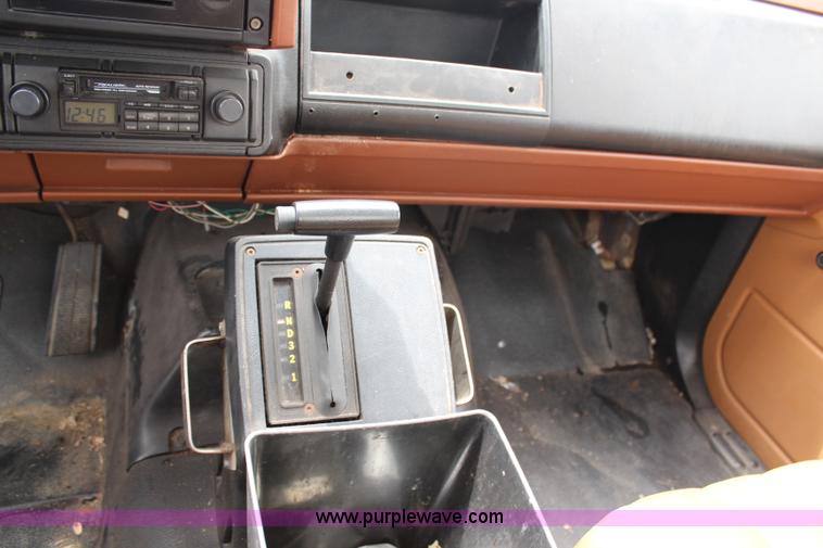 image for item H2582 1992 Chevrolet Kodiak sewer rod truck