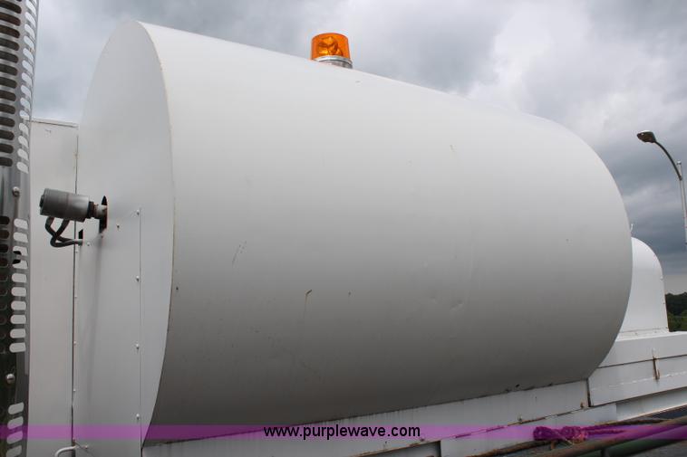 image for item H2582 1992 Chevrolet Kodiak sewer rod truck