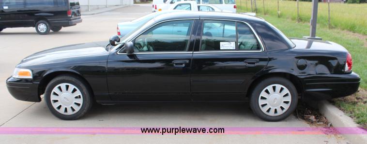 image for item H2587 2009 Ford Crown Victoria Police Interceptor