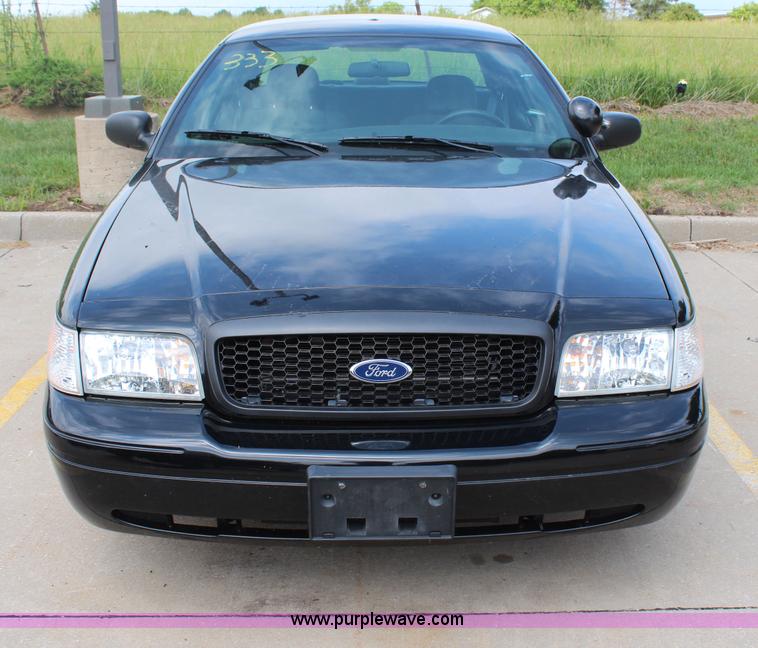 image for item H2587 2009 Ford Crown Victoria Police Interceptor