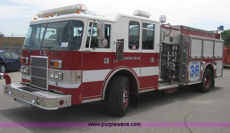 image for item H5390 1995 Pierce pumper fire truck