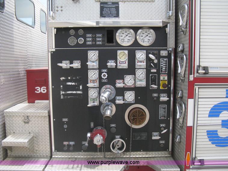 image for item H5390 1995 Pierce pumper fire truck