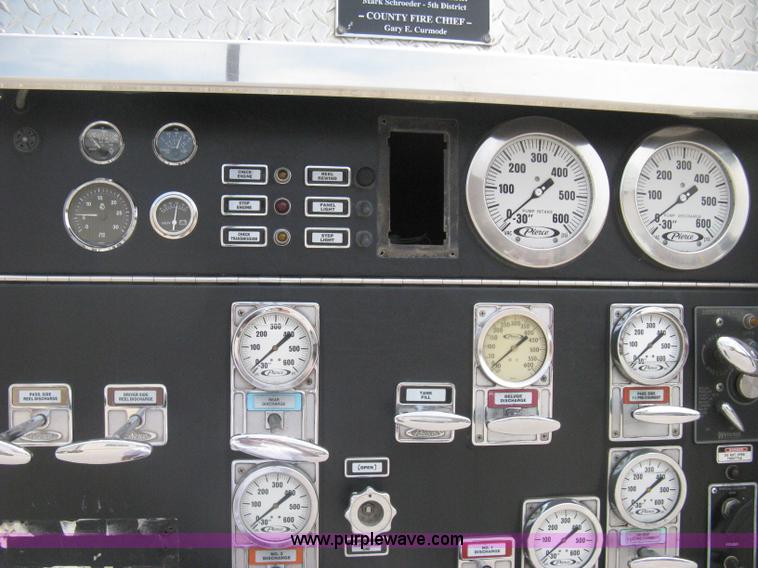 image for item H5390 1995 Pierce pumper fire truck