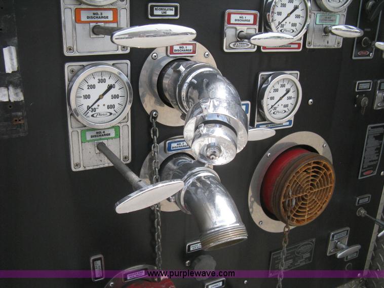 image for item H5390 1995 Pierce pumper fire truck