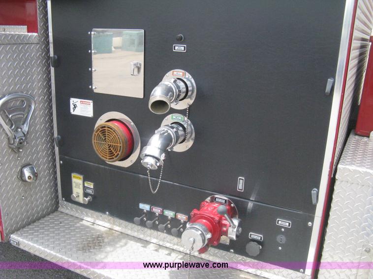 image for item H5390 1995 Pierce pumper fire truck