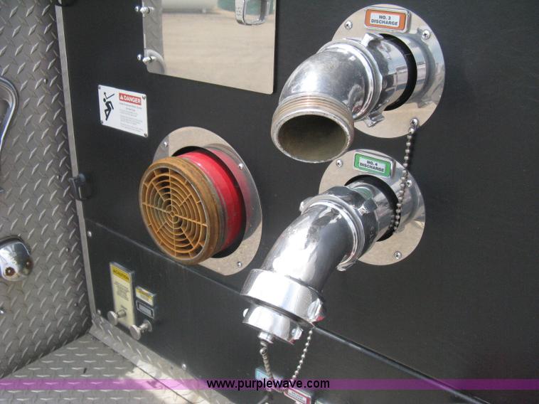 image for item H5390 1995 Pierce pumper fire truck