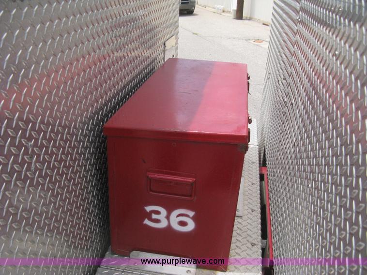 image for item H5390 1995 Pierce pumper fire truck