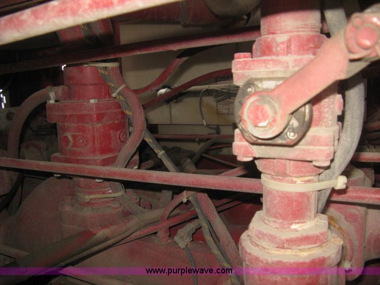 image for item H5390 1995 Pierce pumper fire truck