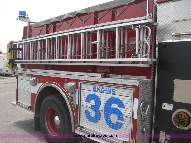 image for item H5390 1995 Pierce pumper fire truck