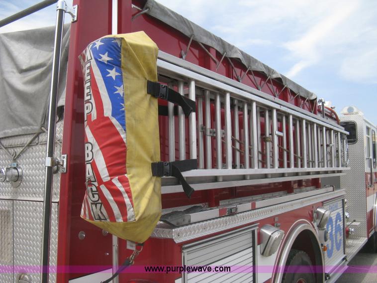 image for item H5390 1995 Pierce pumper fire truck