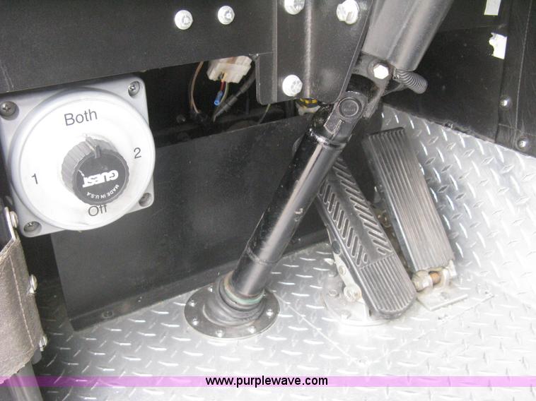 image for item H5390 1995 Pierce pumper fire truck