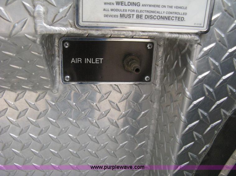 image for item H5390 1995 Pierce pumper fire truck