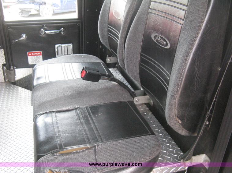 image for item H5390 1995 Pierce pumper fire truck