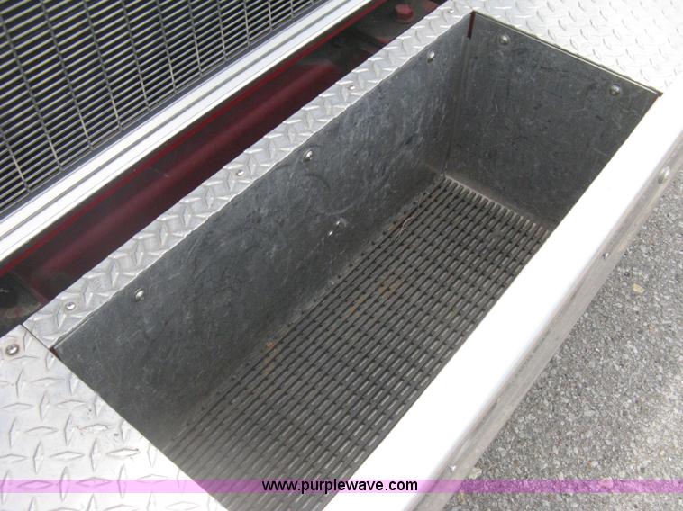 image for item H5390 1995 Pierce pumper fire truck