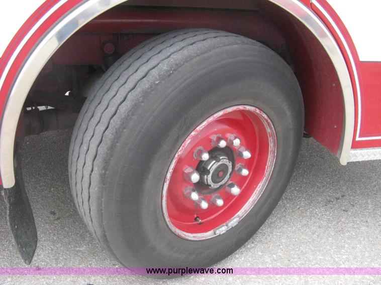 image for item H5390 1995 Pierce pumper fire truck