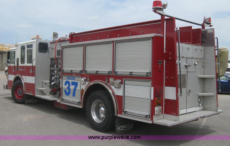 image for item H5391 1995 Pierce pumper fire truck