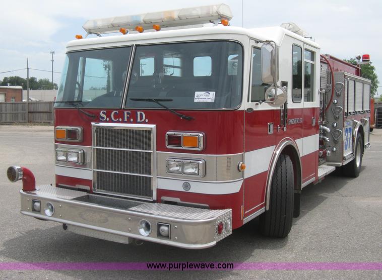 image for item H5391 1995 Pierce pumper fire truck