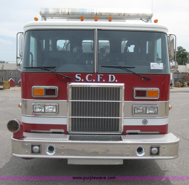 image for item H5391 1995 Pierce pumper fire truck