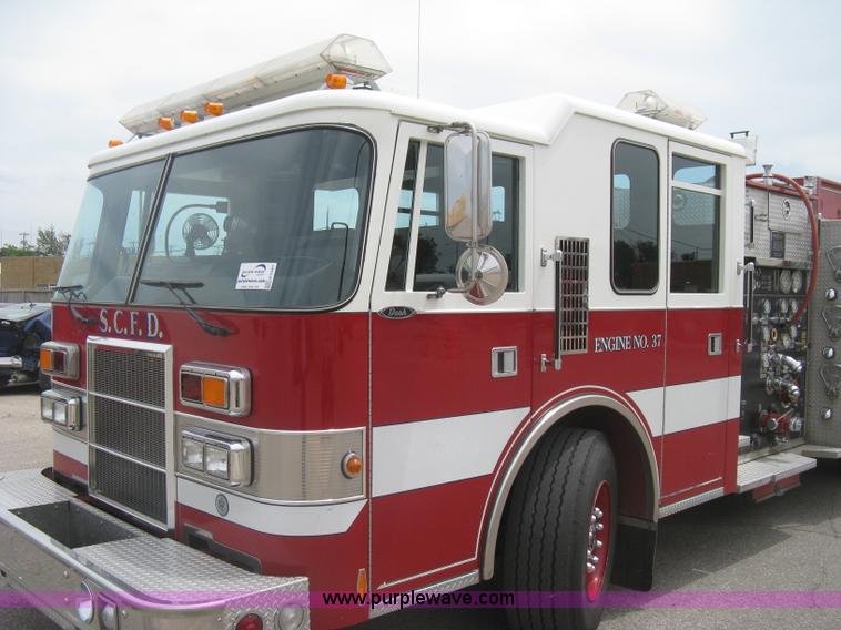 image for item H5391 1995 Pierce pumper fire truck