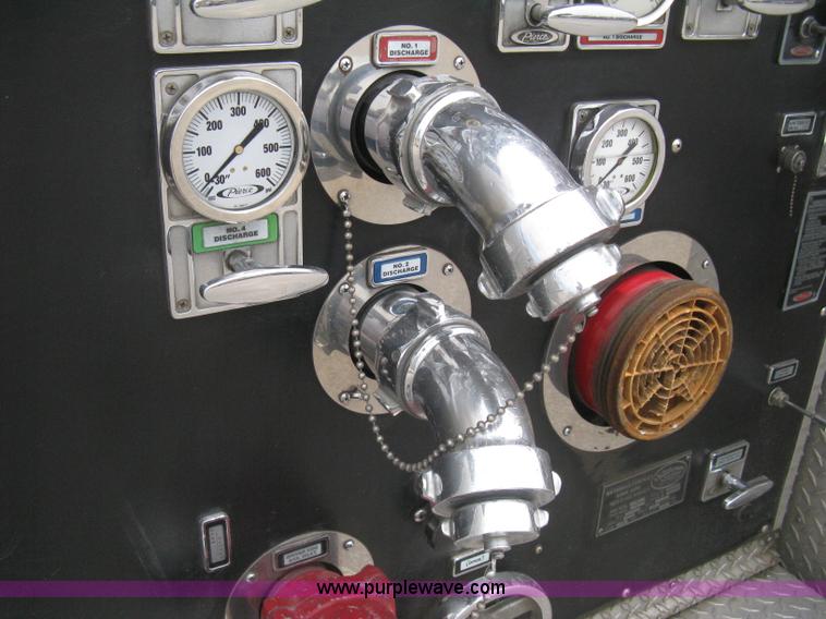 image for item H5391 1995 Pierce pumper fire truck