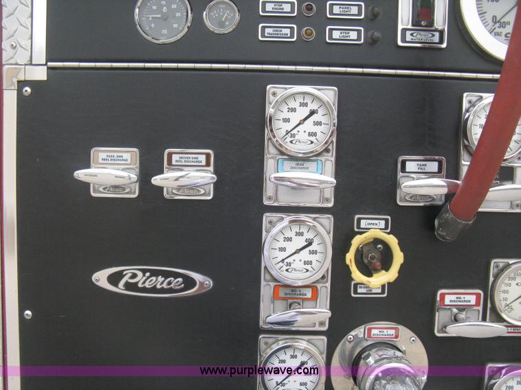 image for item H5391 1995 Pierce pumper fire truck