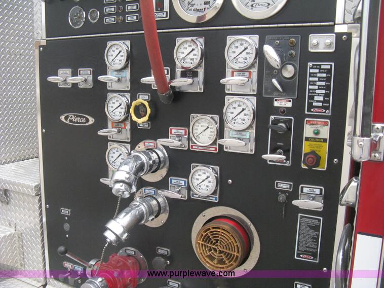 image for item H5391 1995 Pierce pumper fire truck