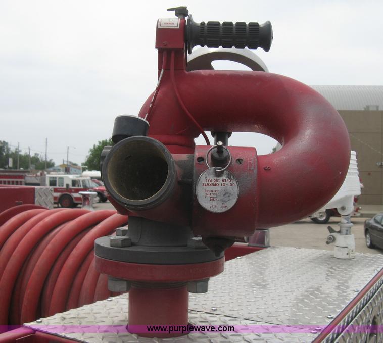 image for item H5391 1995 Pierce pumper fire truck