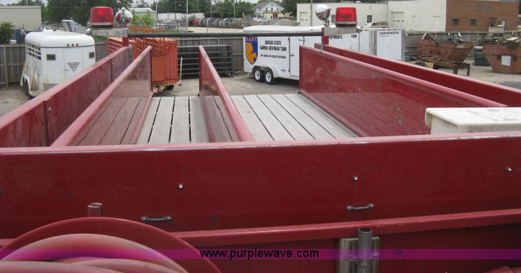 image for item H5391 1995 Pierce pumper fire truck