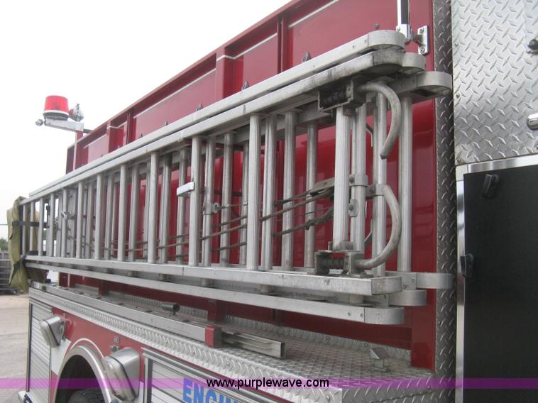 image for item H5391 1995 Pierce pumper fire truck