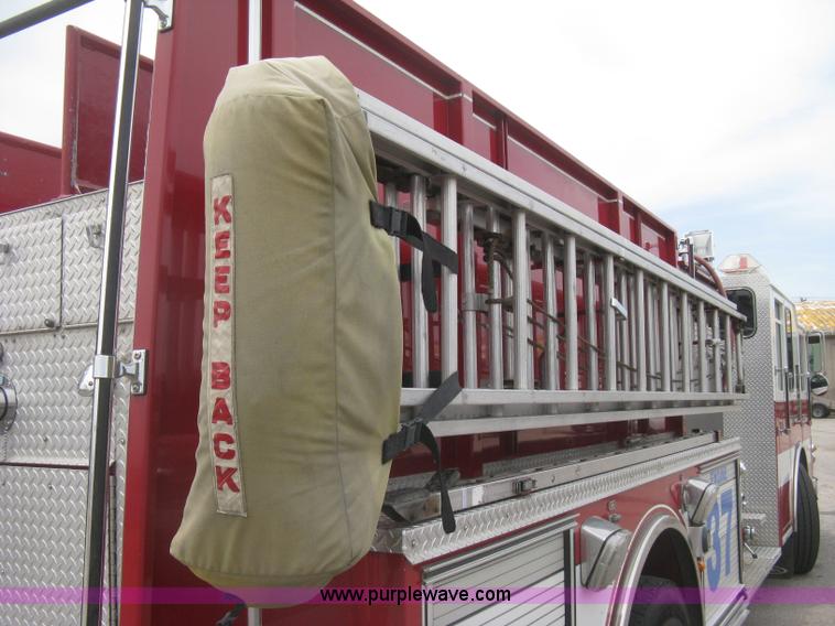 image for item H5391 1995 Pierce pumper fire truck