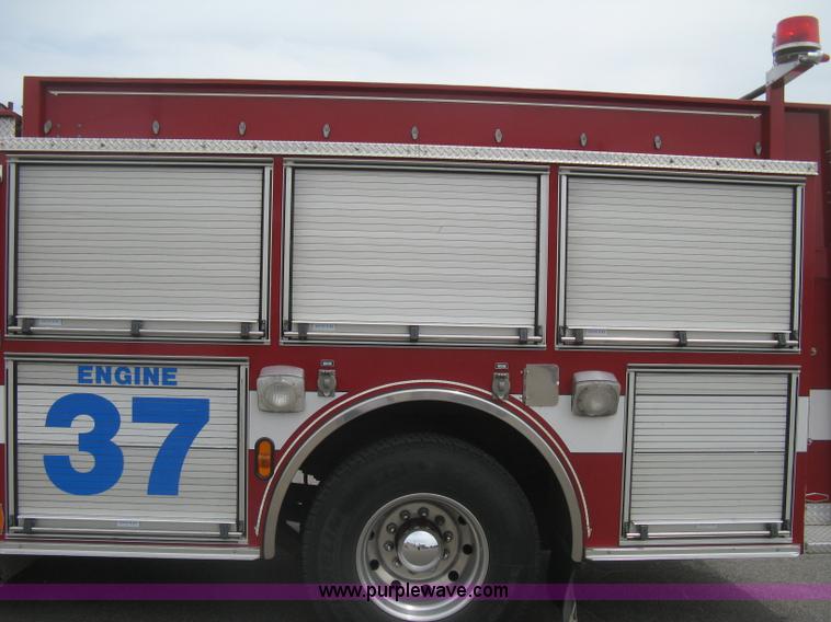 image for item H5391 1995 Pierce pumper fire truck