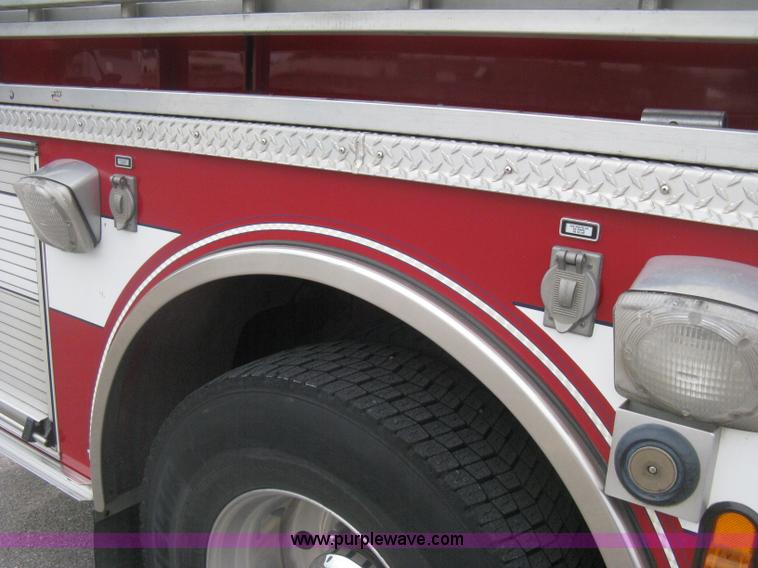 image for item H5391 1995 Pierce pumper fire truck