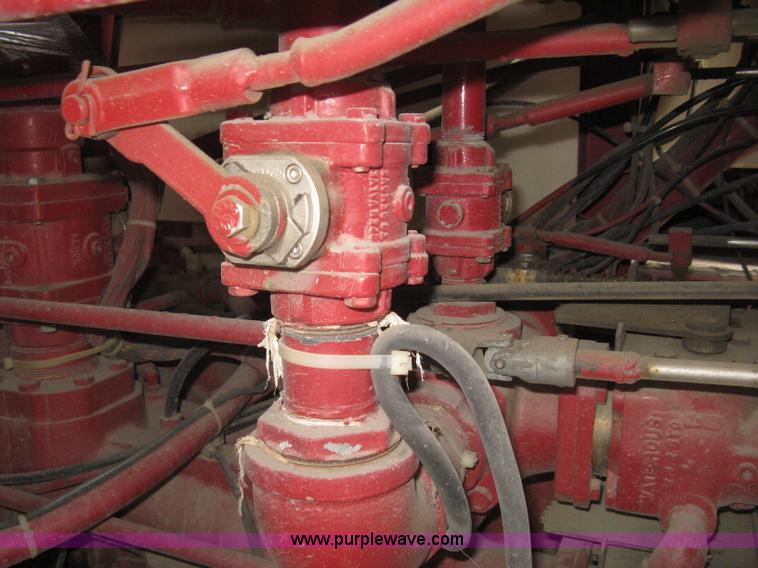 image for item H5391 1995 Pierce pumper fire truck