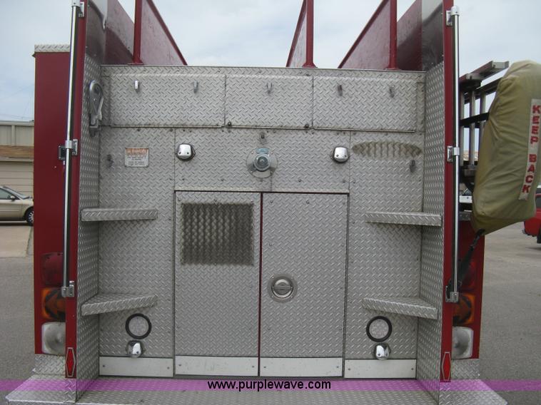 image for item H5391 1995 Pierce pumper fire truck