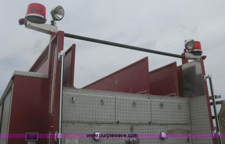 image for item H5391 1995 Pierce pumper fire truck