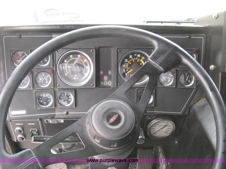 image for item H5391 1995 Pierce pumper fire truck