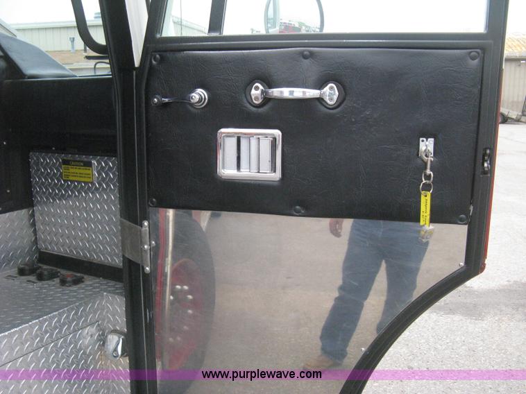 image for item H5391 1995 Pierce pumper fire truck