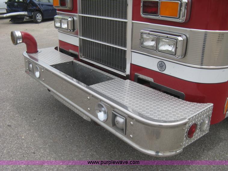 image for item H5391 1995 Pierce pumper fire truck