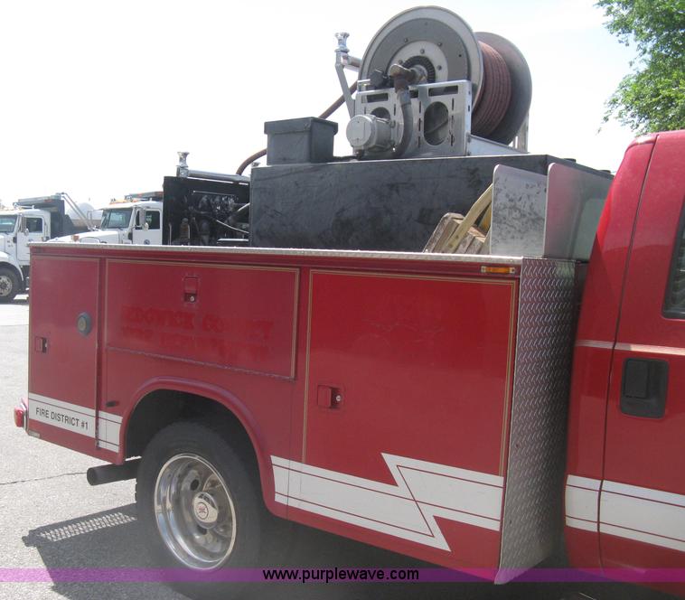 image for item H5392 2000 Ford F550 Crew Cab fire rescue truck