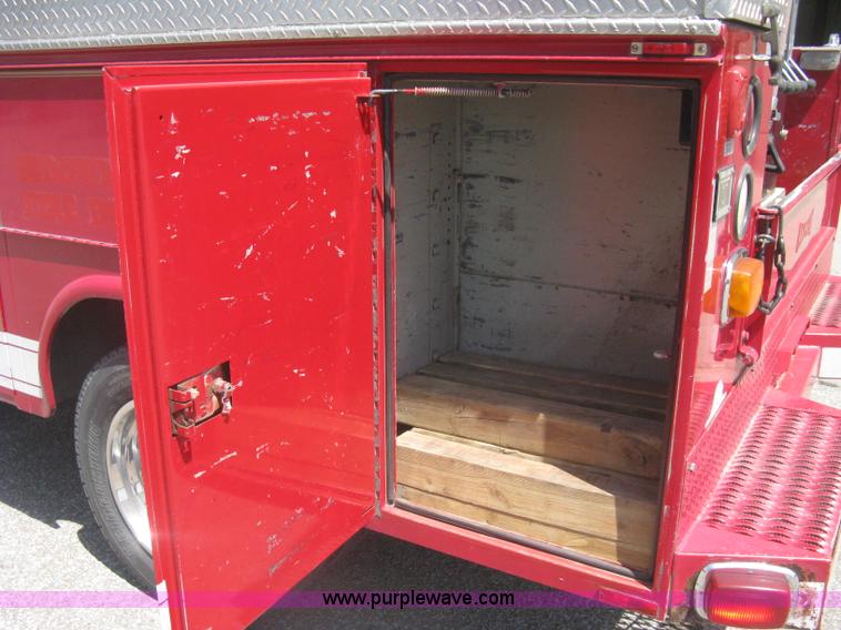 image for item H5392 2000 Ford F550 Crew Cab fire rescue truck