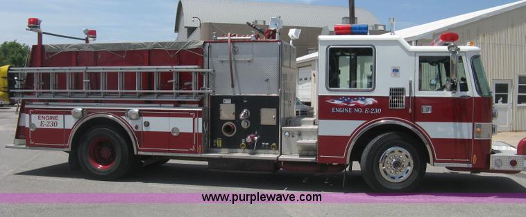 image for item H5393 1993 Pierce pumper fire truck