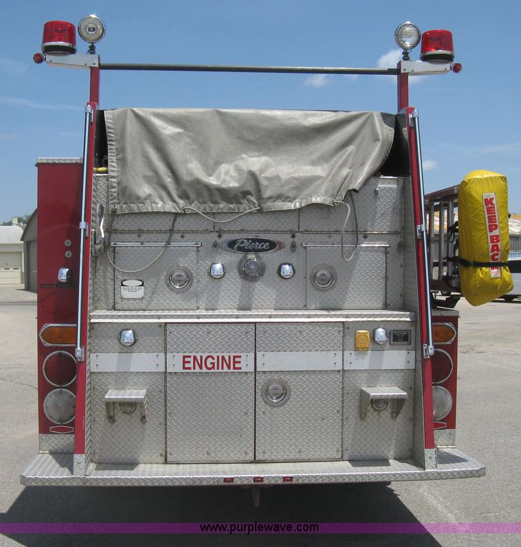 image for item H5393 1993 Pierce pumper fire truck