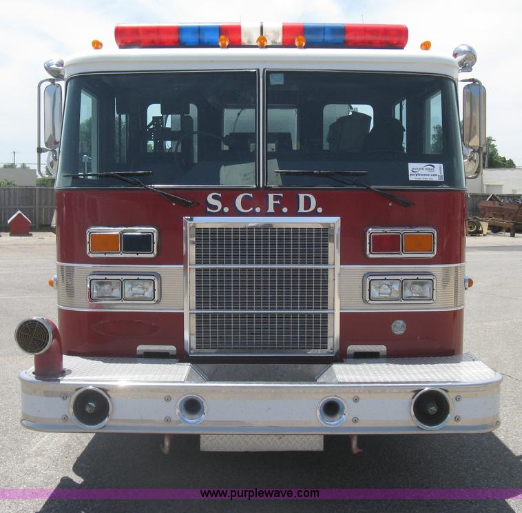 image for item H5393 1993 Pierce pumper fire truck