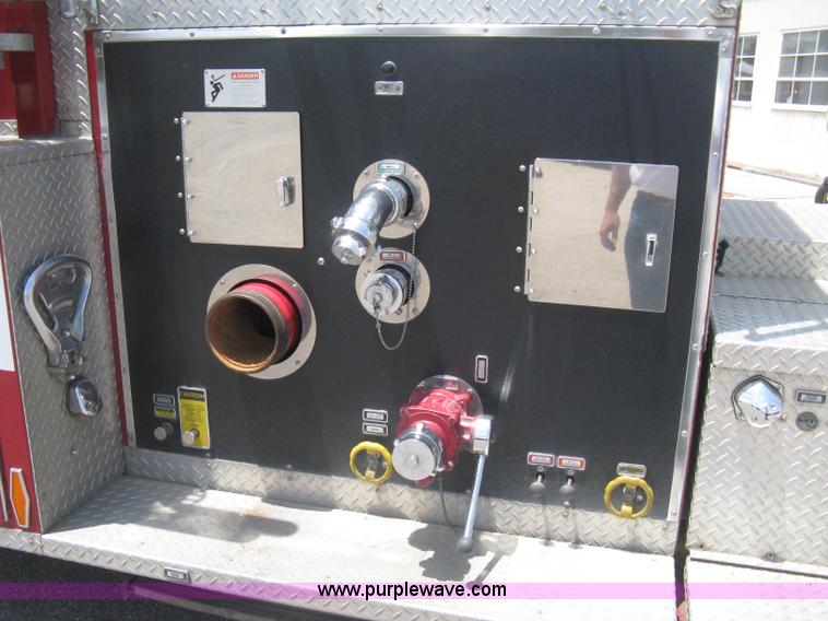 image for item H5393 1993 Pierce pumper fire truck