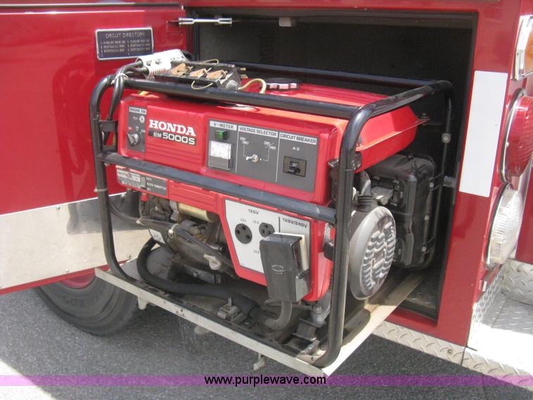 image for item H5393 1993 Pierce pumper fire truck